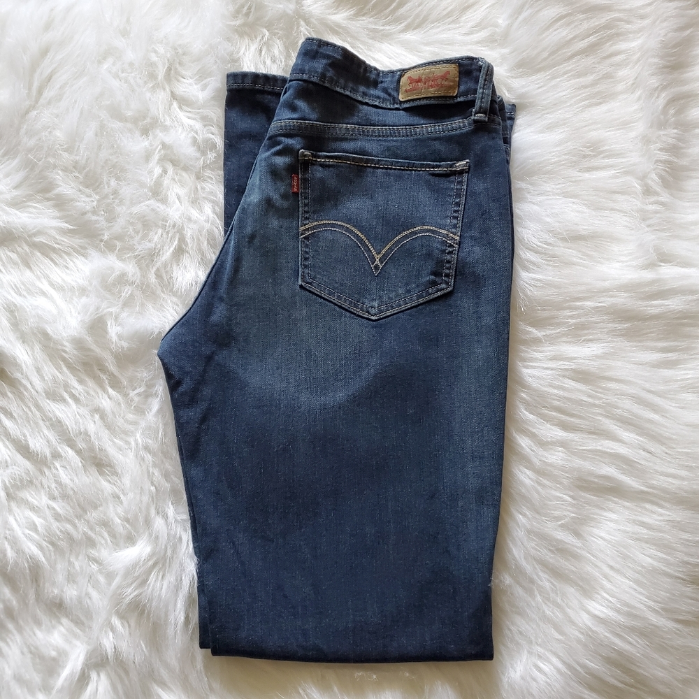 Levi jeans